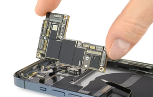 Reparo de Placa Lógica iPhone