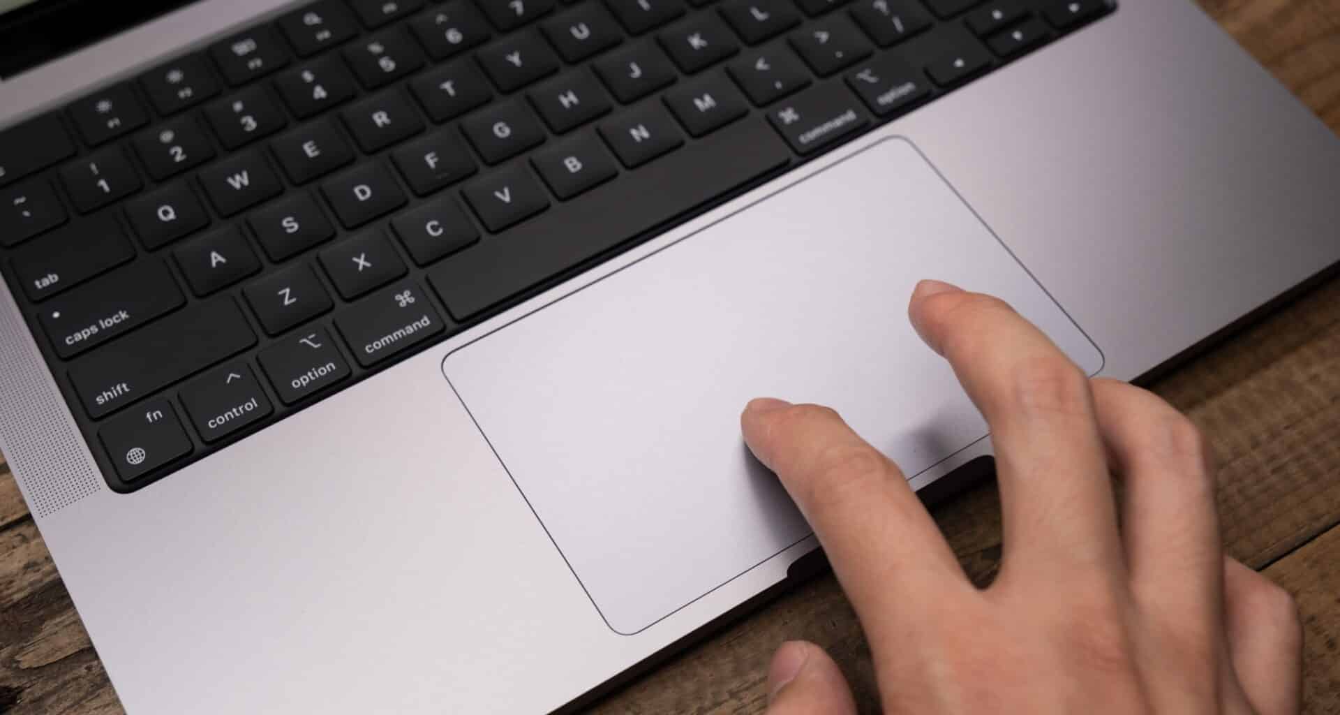 Substituição de Trackpad MacBook